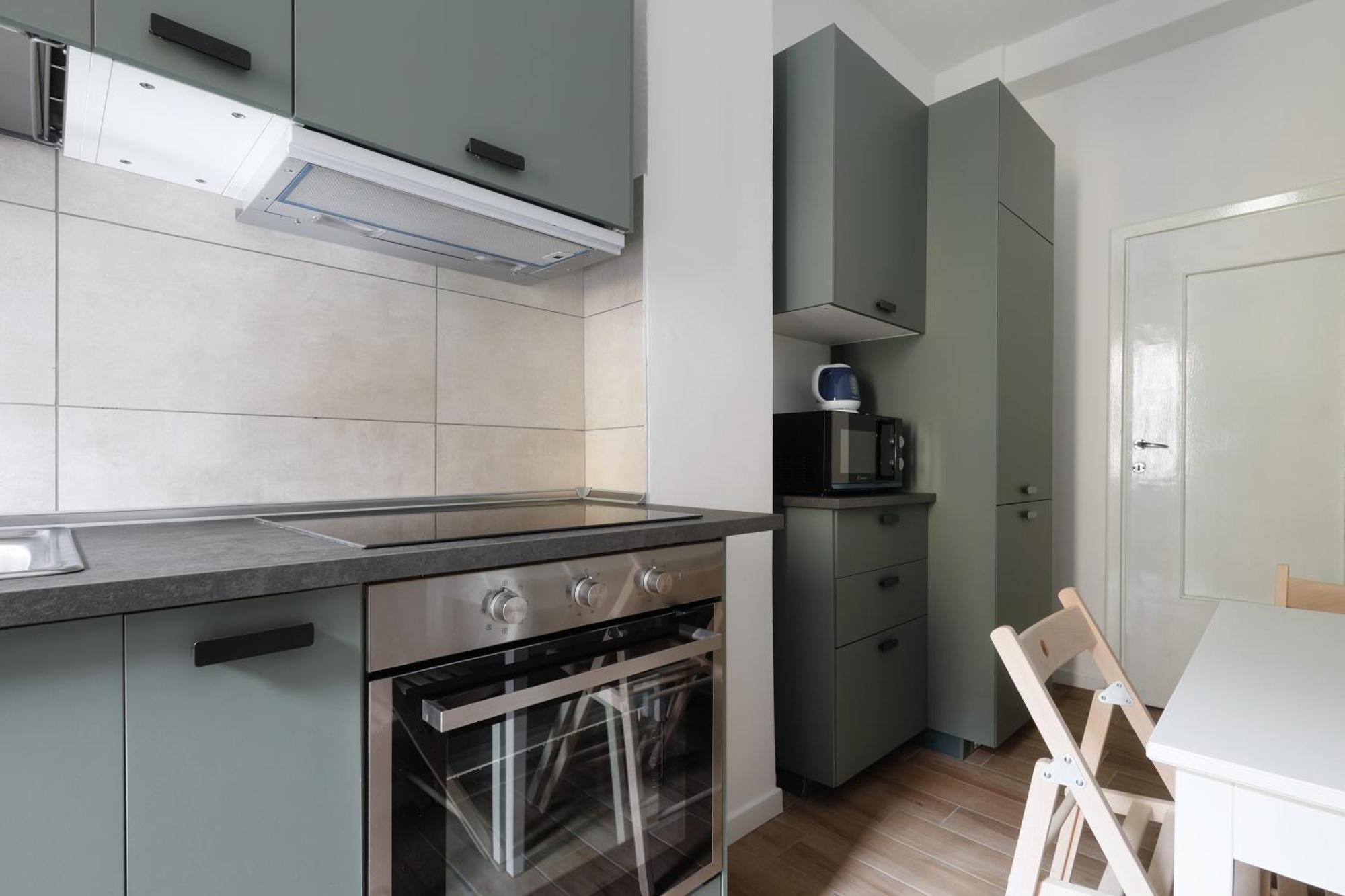 Joivy Welcoming 3-bed Flat Near Mudec Museum * Milan